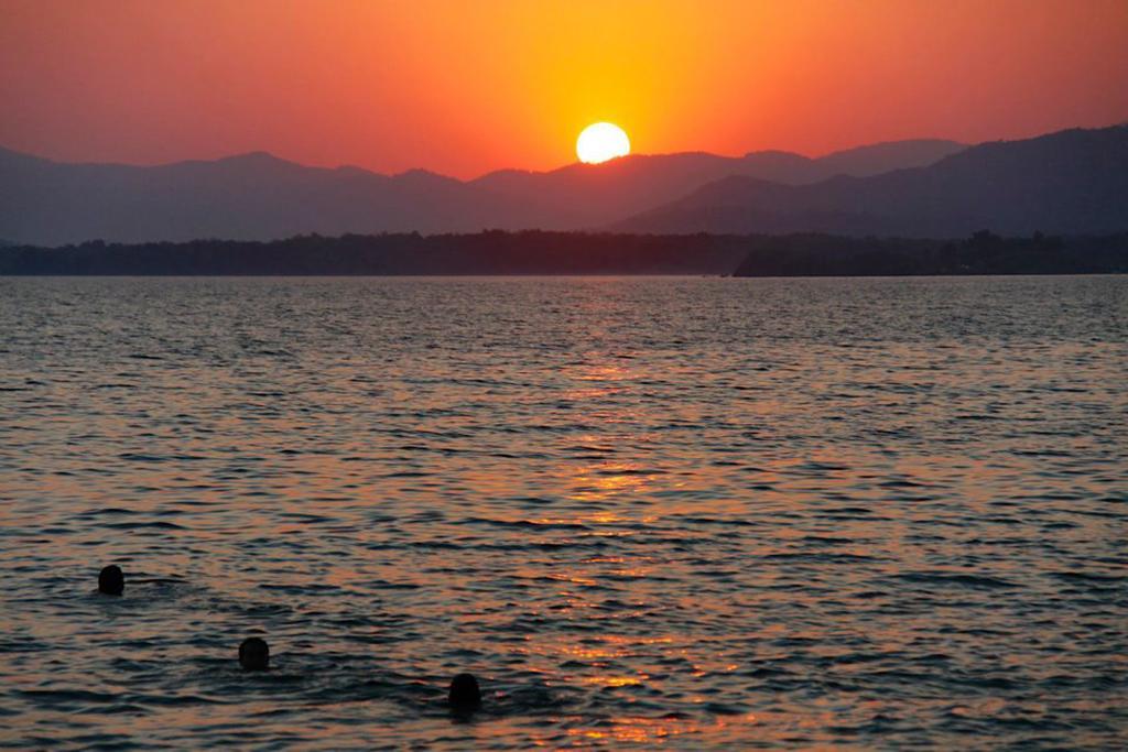 Yücel Hotel Fethiye Exterior foto
